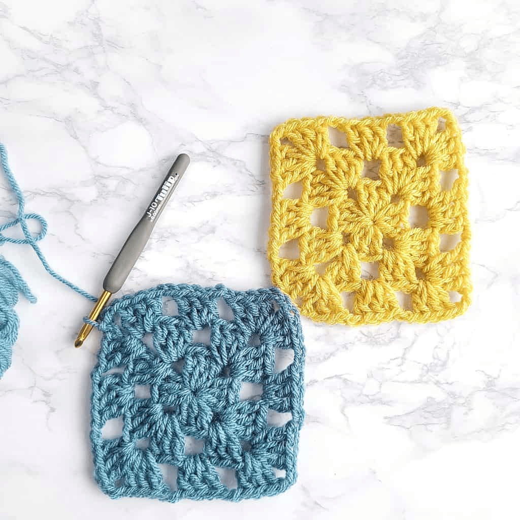 Simple Single Color Granny Square